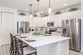 20 Guest Family Mansion at Sonoma Resort