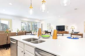 20 Guest Family Mansion at Sonoma Resort