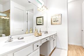 20 Guest Family Mansion at Sonoma Resort