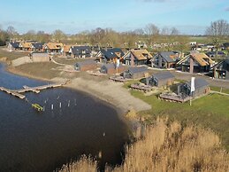 Modern Chalet 5 km From Kampen