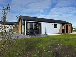Modern Chalet 5 km From Kampen