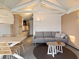 Sustainable Lodge on the Brielse Meer