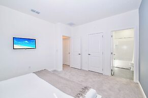 Upstay ResortHome PoolHotTub near Disney