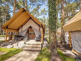 Tent Lodge With Bathroom, Maastricht at 16 km