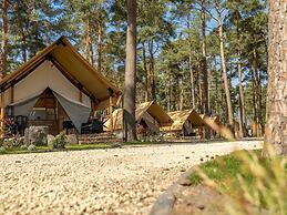 Tent Lodge With Bathroom, Maastricht at 16 km