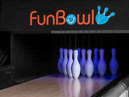 Detached Villa With two Bathrooms, on a Holiday Park in a Green Enviro