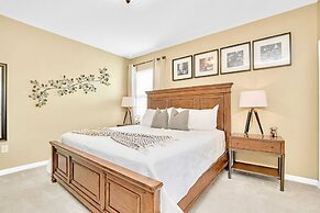 18 Guest Resort Home - Near Disney