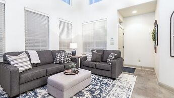 Upstay-2-Home Complex for 18ppl