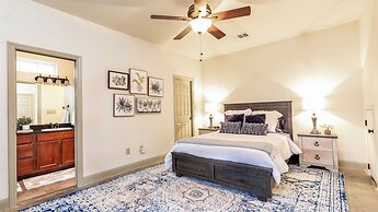 Upstay-2-Home Complex for 18ppl