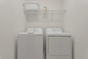 16 Guest Pool Home w Lake Facing Sundeck