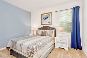 16 Guest Pool Home w Lake Facing Sundeck