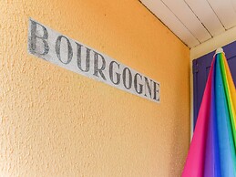 Gite le Chene Vert in a Holiday Park