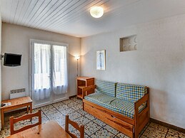 Gite le Chene Vert in a Holiday Park