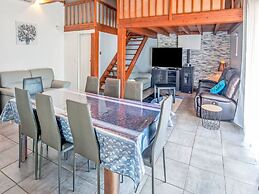 Lovely Holiday Home With Private Pool