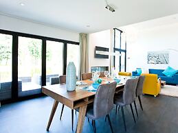 Modern Holiday Home With Roof Terrace