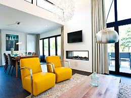 Modern Holiday Home With Roof Terrace