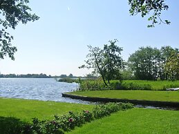 Chalet in Giethoorn for 6 Person