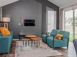 Chalet in Giethoorn for 6 Person