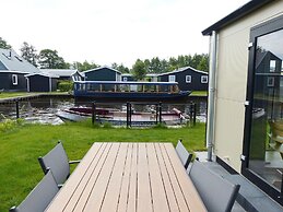 Chalet in Giethoorn for 6 Person