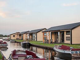 Chalet in Giethoorn for 6 Person