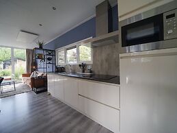 Modern Chalet With Dishwasher, Near the Efteling