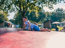 Modern Chalet With Dishwasher, Near the Efteling