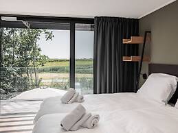 Luxurious Lodge in a Holiday Park