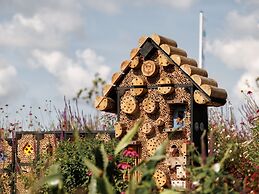 Luxurious Lodge in a Holiday Park