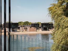 Luxurious Lodge in a Holiday Park