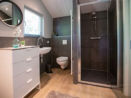 Cozy Tiny House With a Nice Terrace Near Eindhoven