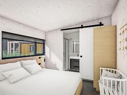 Lodge With Lake View and air Conditioning, Near the Maasduinen