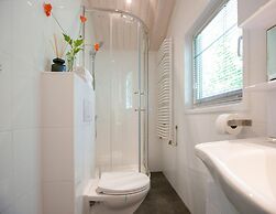 Beautiful Lodge With a Nice Terrace