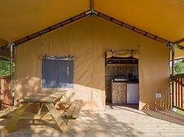 Nice Safari Tent With Bathroom, at Hunebedcentrum
