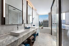 HUALUXE Haining by IHG