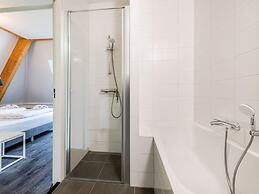 Restyled Villa With Sauna, 1km From the Beach