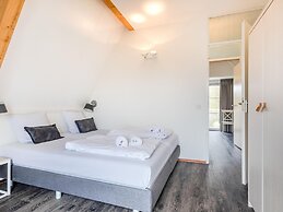 Restyled Villa With Sauna, 1km From the Beach