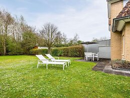 Restyled Villa With Sauna, 1km From the Beach