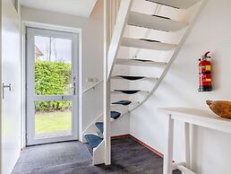 Restyled Villa With Sauna, 1km From the Beach