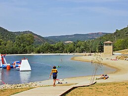 Holiday Home Overlooking the Pyrenees