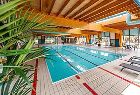 Nice Chalet With Beach at 600 m