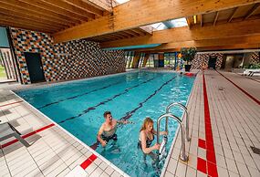 Nice Chalet With Beach at 600 m