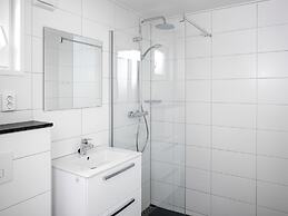 Modern Lodge With Dishwasher, on a Holiday Park in a Green Environment