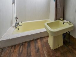 Traditional Holiday Home in Brinon sur Beuvron