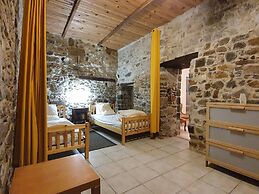 Apartment Near the River in Bize-minervois