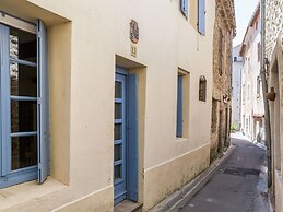 Apartment Near the River in Bize-minervois