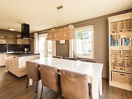 Thatched Villa With Dishwasher, on a Holiday Park, 1.5 km. From the Be