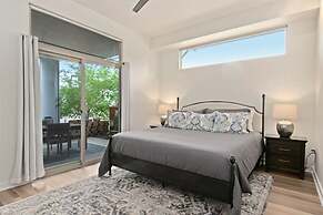 The Cozy Corner Retreat 15 min Walk to Old Town