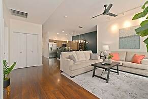 The Cozy Corner Retreat 15 min Walk to Old Town