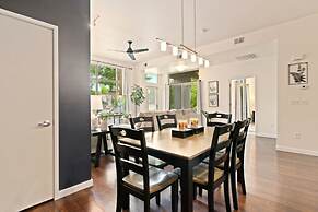 The Cozy Corner Retreat 15 min Walk to Old Town