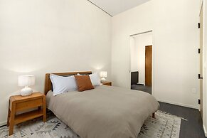 New! Modern Scandinavian Loft in Old Town Square